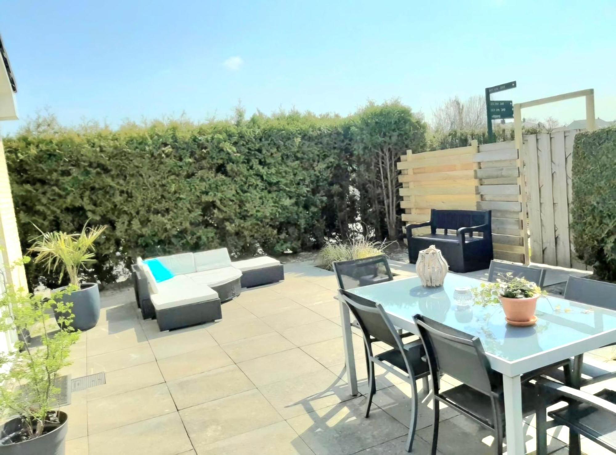 Huisje Finn, Met Grote Tuin En Veel Privacy Dirkshorn Luaran gambar